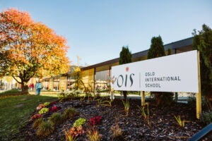 Foto av fasaden til Oslo International School